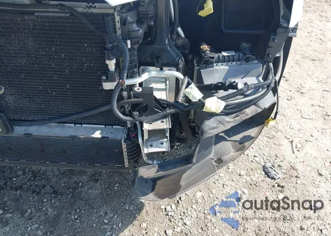 2017 Audi Sq5 3.0T Premium Plus z USA, uszkodzony, nr VIN WA1CCAFP1HA076275